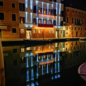 ***** Hotel Ca' Bonfadini Historic Experience Italien