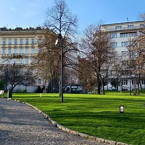 zkontrolujte dostupnost
